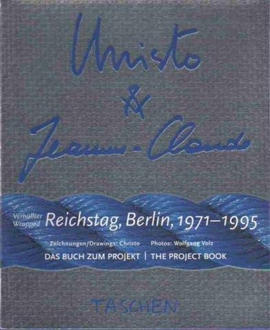 Christo and Jeanne-Claude Wrapped Reichstag, Berlin 1971-1995